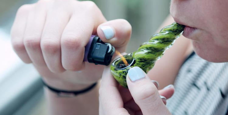 What You Need to Know About Glass Pipes 101
