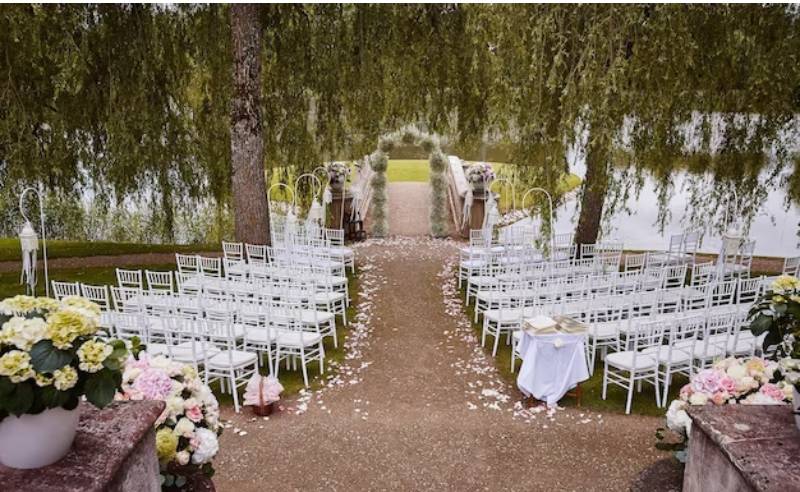 Celebrate Your Love In An Incredible Outdoor Wedding Venues