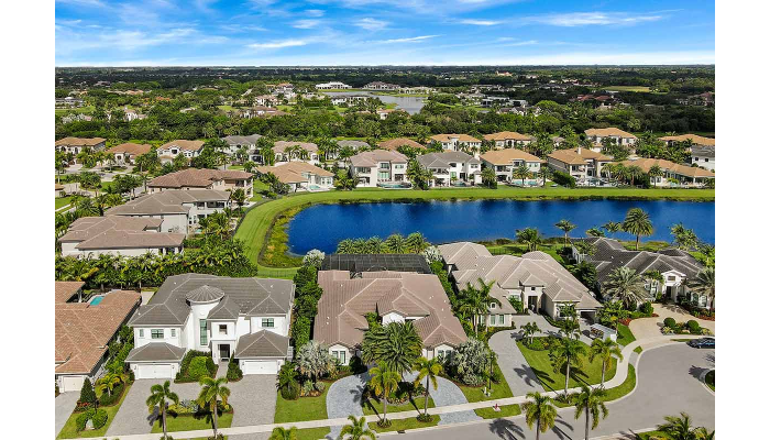 The Role Of Auction Marketing In Selling High-End Properties
