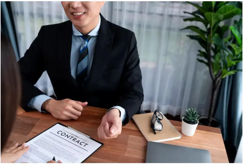 Navigating the Legal Landscape of SaaS Agreements: Insights from an Expert Attorney
